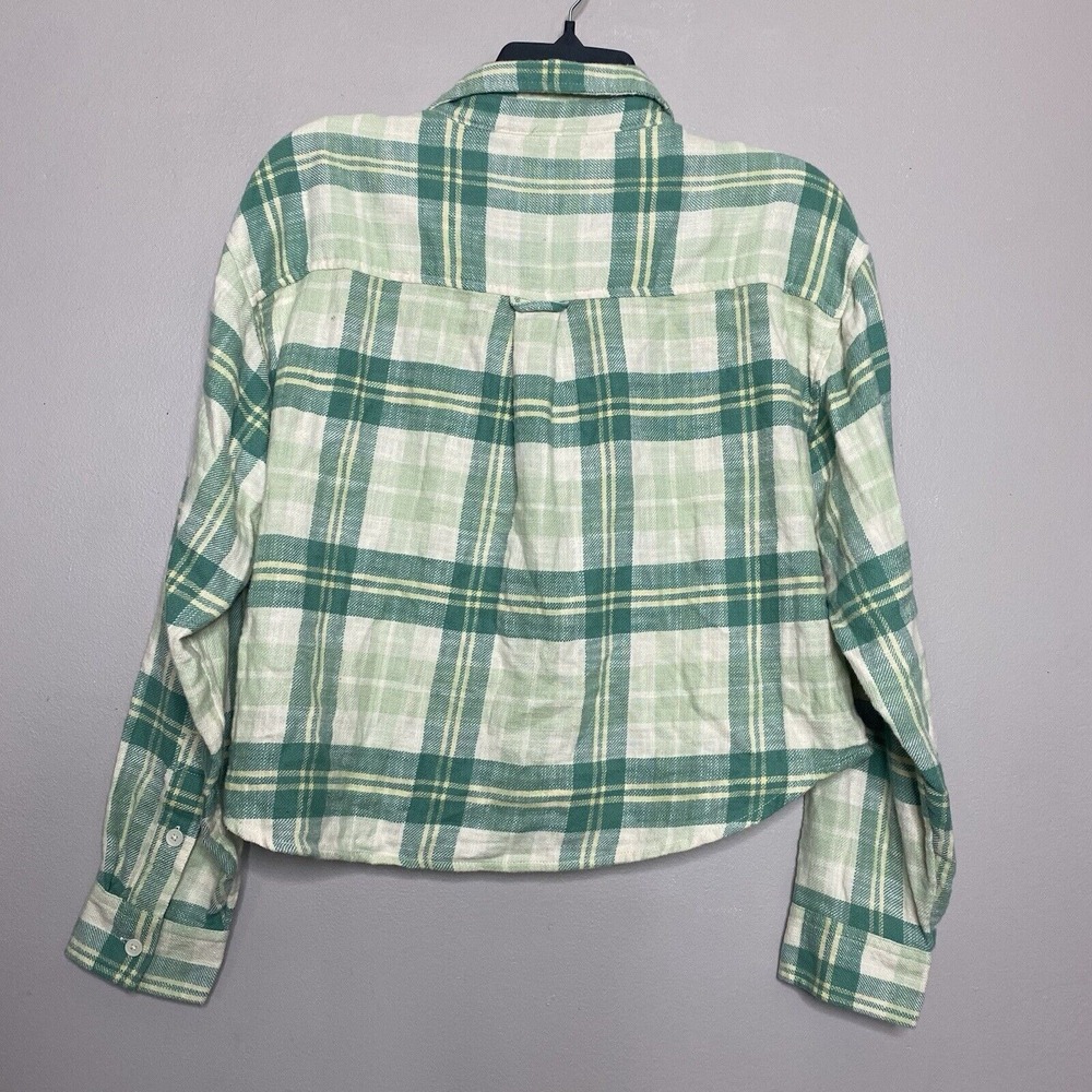 American Eagle Women Size M Button‎ Up Shirt Flannel Cropped Green Cream Plaid - Picture 2 of 16
